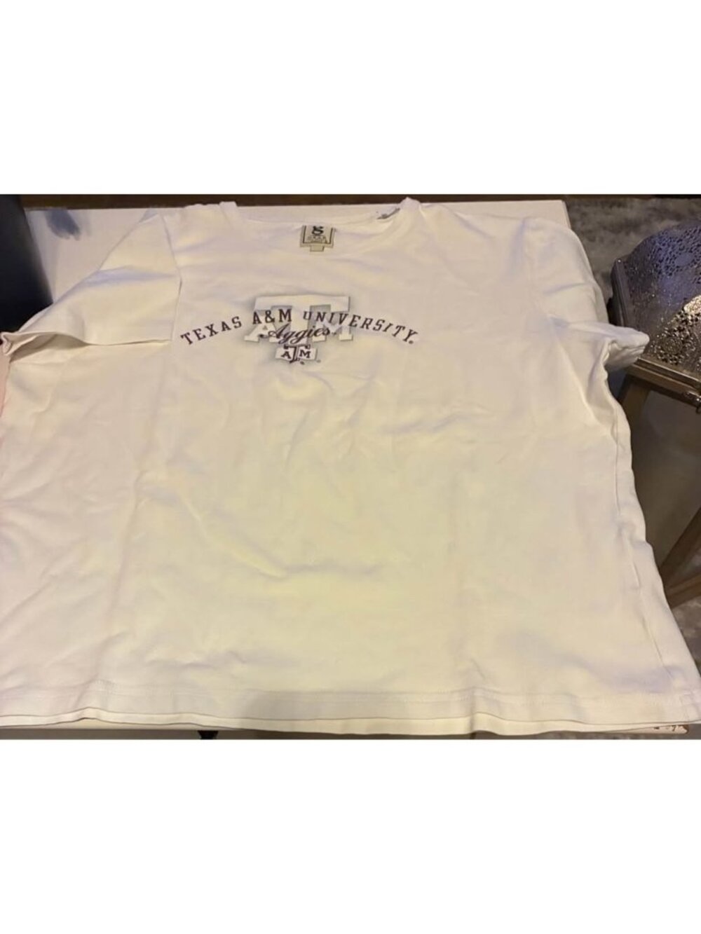 Women’s Large Texas A&M University Aggies T-shirt